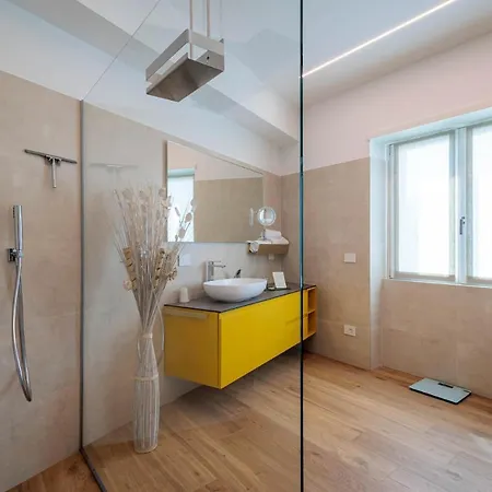 Revo Apartaments - Gualzi63 The Best View Sondrio Exterior photo